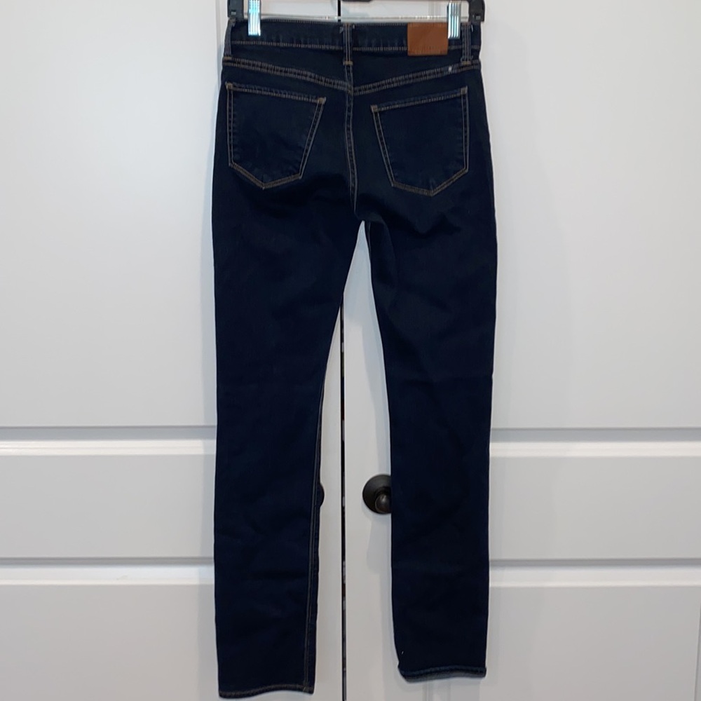 Lucky Brand Brooke Straight Jeans - Picture 12 of 12